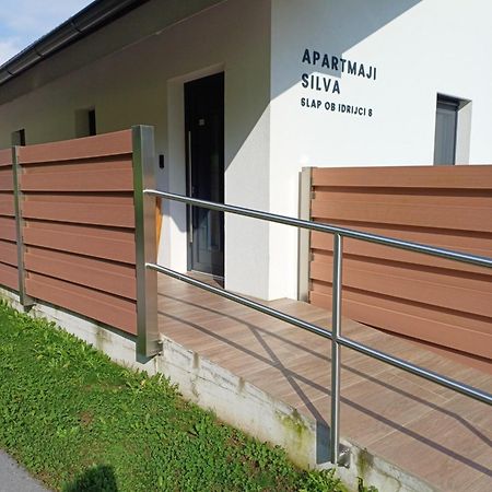 Apartmaji Silva Slap ob Idrijci ภายนอก รูปภาพ